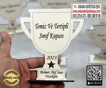 Temiz Sınıf Ahşap Kupa