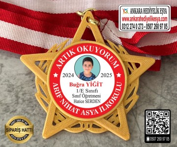 Yıldız Resimli Okuyorum Madalyası -1