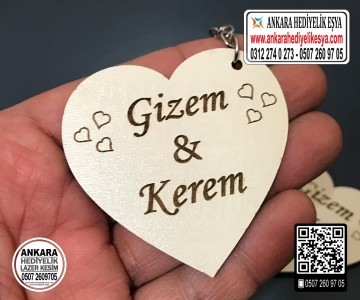 2'li Kalp Ahşap Anahtarlık- Model 2