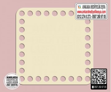 Delikli Krem Kare Bardak Altlığı