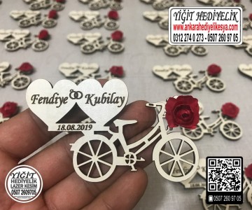 Ahşap Bisiklet Nişan - Düğün Magneti