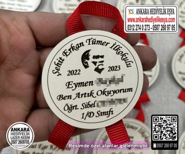 Ahşap Okuyorum Rozeti -8