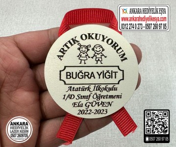 Ahşap Okuyorum Rozeti -1