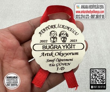 Ahşap Okuyorum Rozeti -7