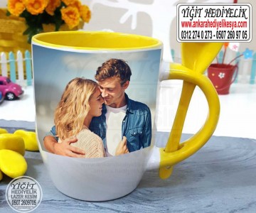 Sarı Kaşıklı Kupa