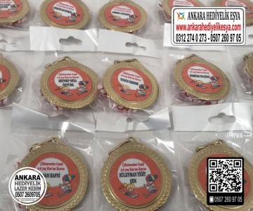 Kuran Kurslarına Özel Madalya