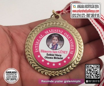 Resimli İstiklal Marşını Okuyorum Madalyası