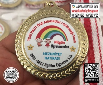 Anaokulu Mezuniyet Madalyası - 1