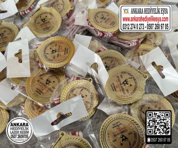 Okuyorum Madalyası - Model 64