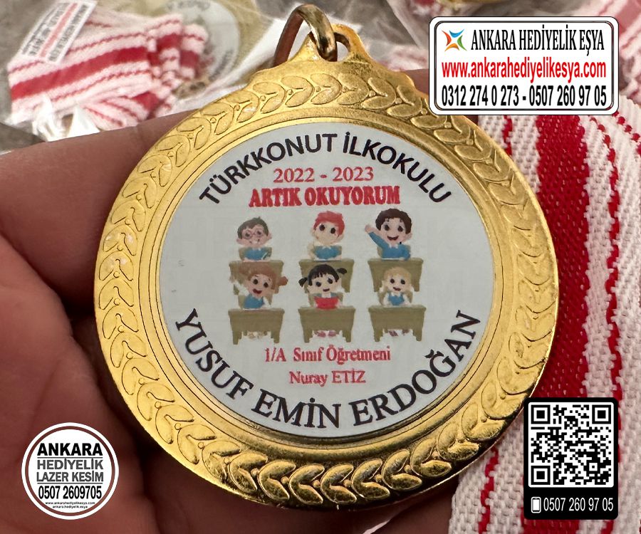 Okuyorum Madalyası - Model 67