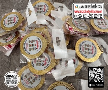 Okuyorum Madalyası - Model 67