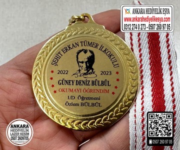 Okuyorum Madalyası - Model 78