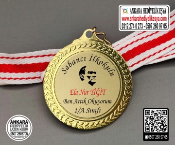 Atatürklü Okuyorum Madalyası - Model 1