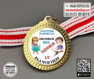 Okuyorum Madalyası - Model 25
