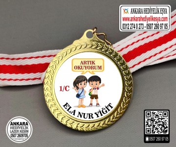 Okuyorum Madalyası - Model 30
