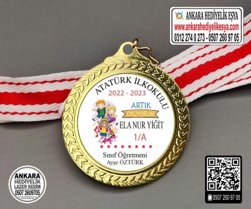 Okuyorum Madalyası - Model 46