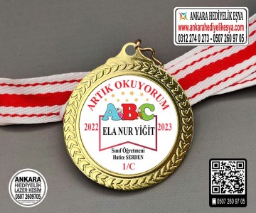 Okuyorum Madalyası - Model 49