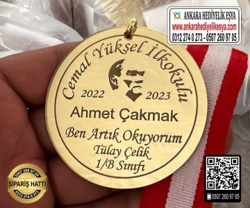 Atatürklü ben artık okuyorum madalyası -3